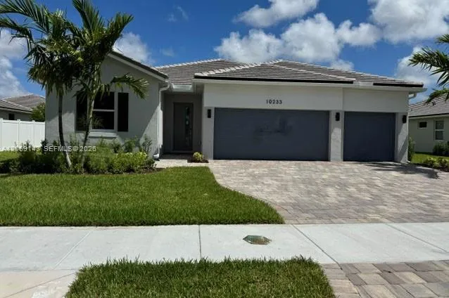 En Venta 10233 Bahama Drive, Cutler Bay, FL 33189, Cutler Bay, FL 33189