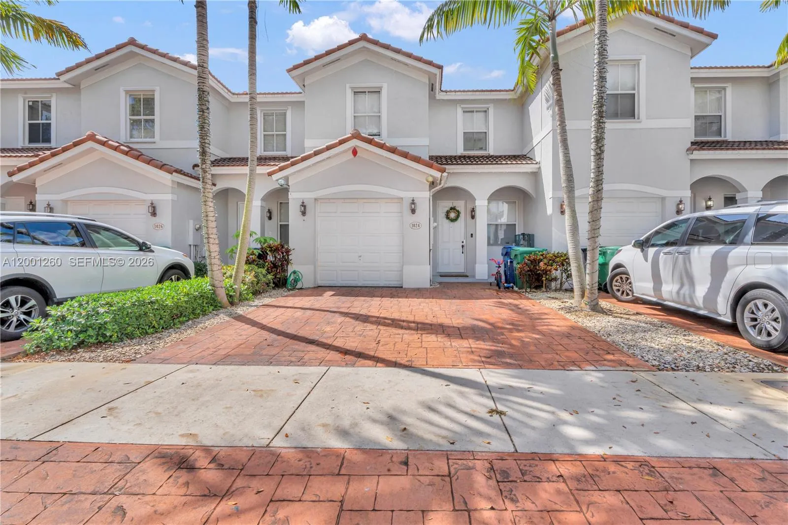 Vendido 1024 NE 208th Street, Miami, FL 33179, Miami, FL 33179