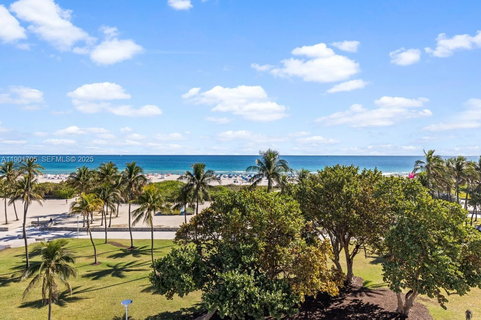 Foto de propiedad en 1024 Ocean Drive A301, Miami Beach, FL 33139 Miami Beach con MLS# 