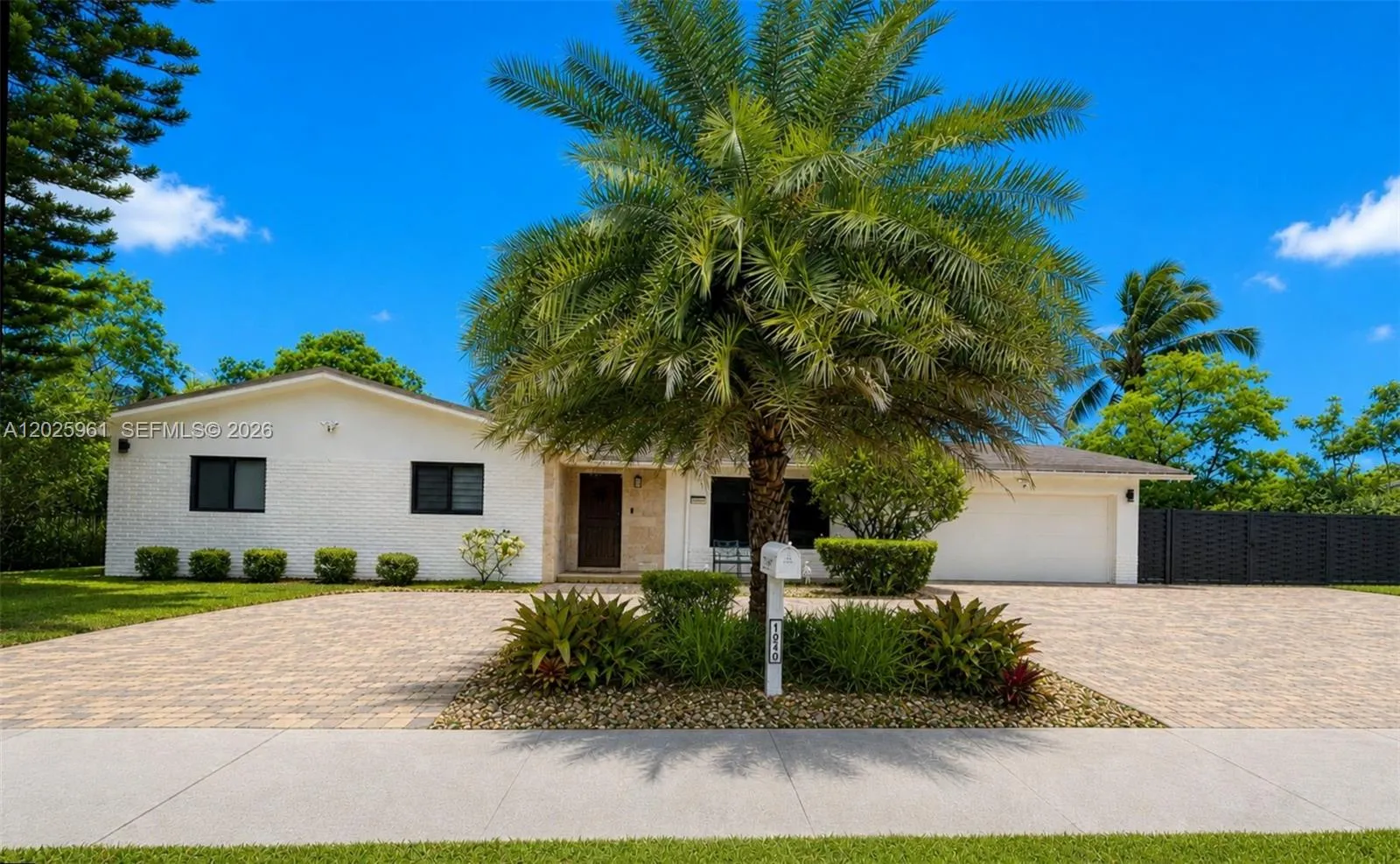 Vendido 10240 SW 112th Street, Miami, FL 33176, Miami, FL 33176