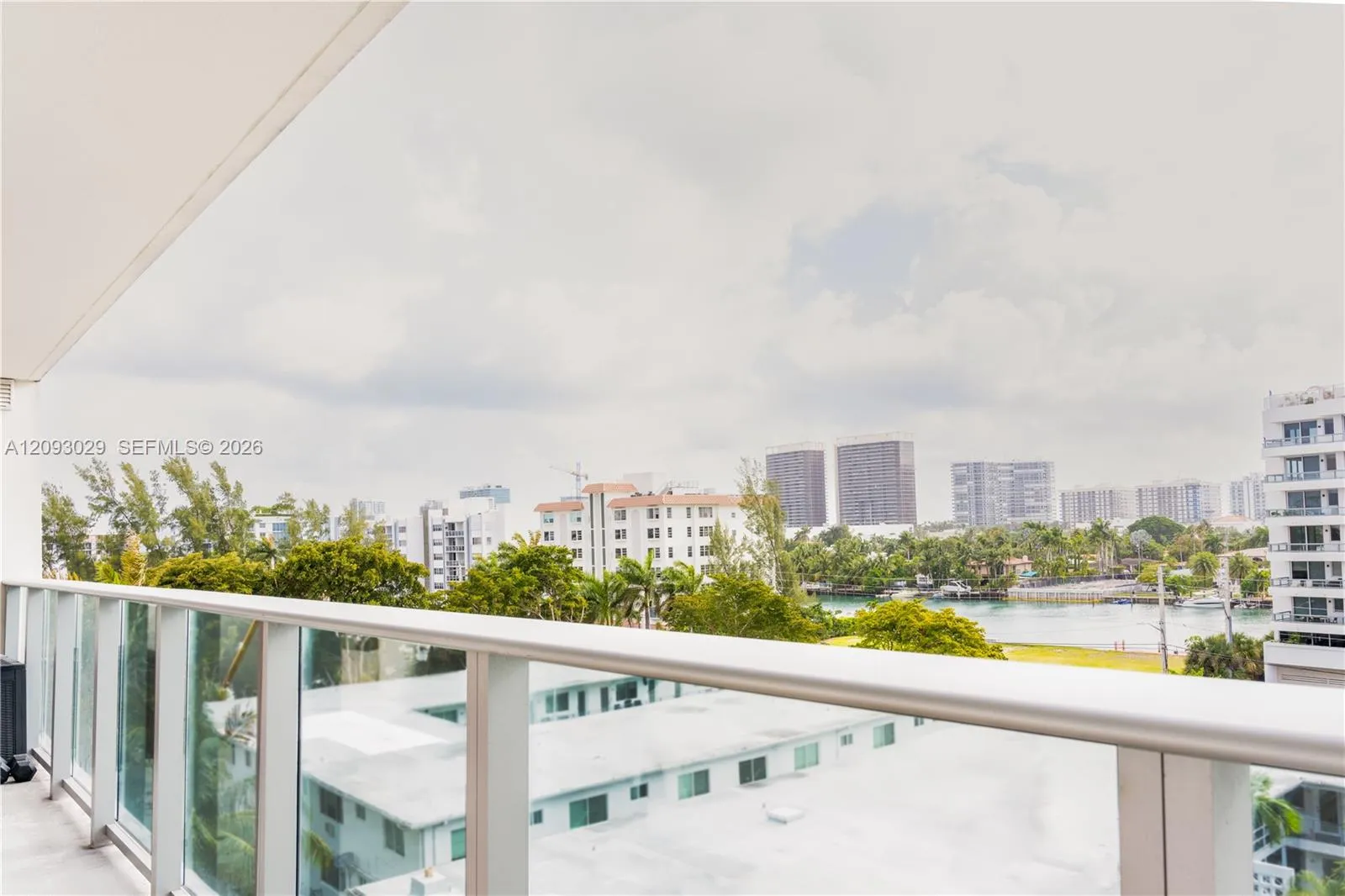 En Renta 1025 92 706, Bay Harbor Islands, FL 33154, Bay Harbor Islands, FL 33154
