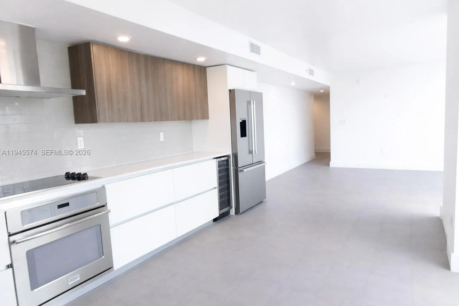 Foto de propiedad en 1025 92nd Street 804, Bay Harbor Islands, FL 33154 Bay Harbor Islands con MLS# 