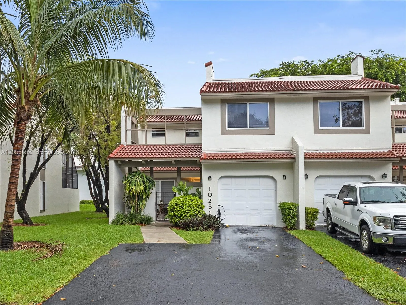 Foto de propiedad en 10251 NW 46th Street, Doral, FL 33178 Doral con MLS# 