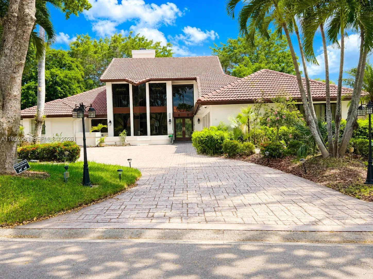 Foto de propiedad en 10258 Vestal Manor, Coral Springs, FL 33071 Coral Springs con MLS# 