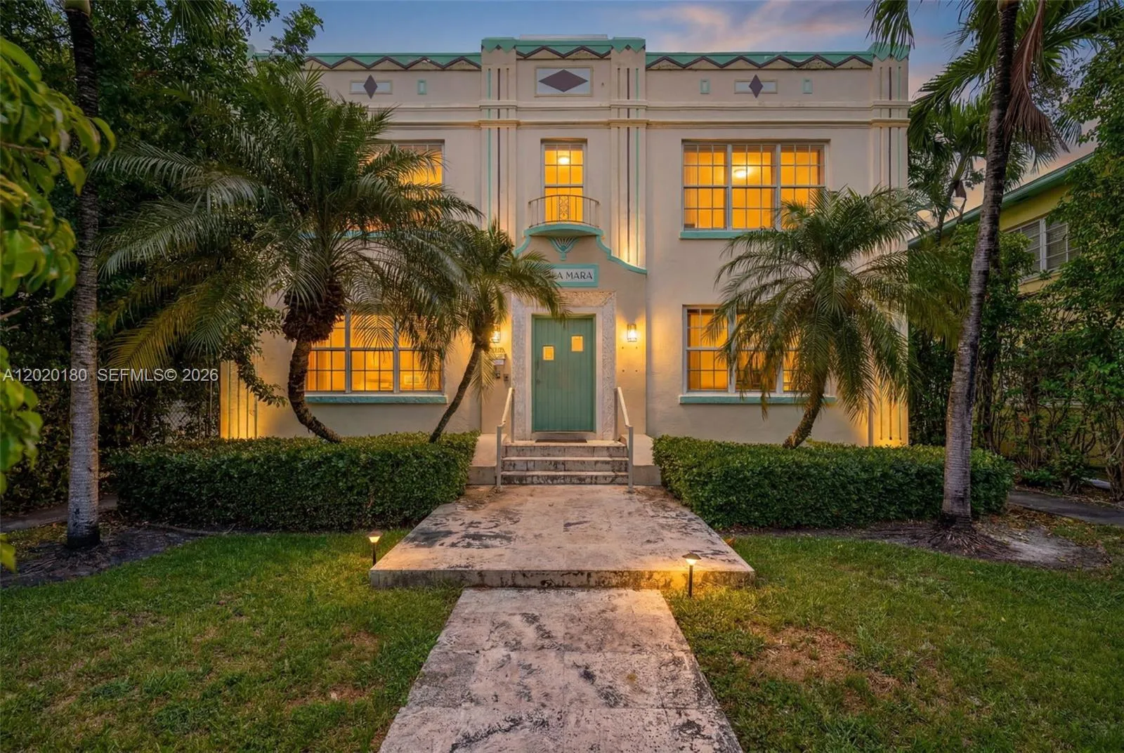 Foto de propiedad en 1027 Euclid Avenue 8, Miami Beach, FL 33139 Miami Beach con MLS# 