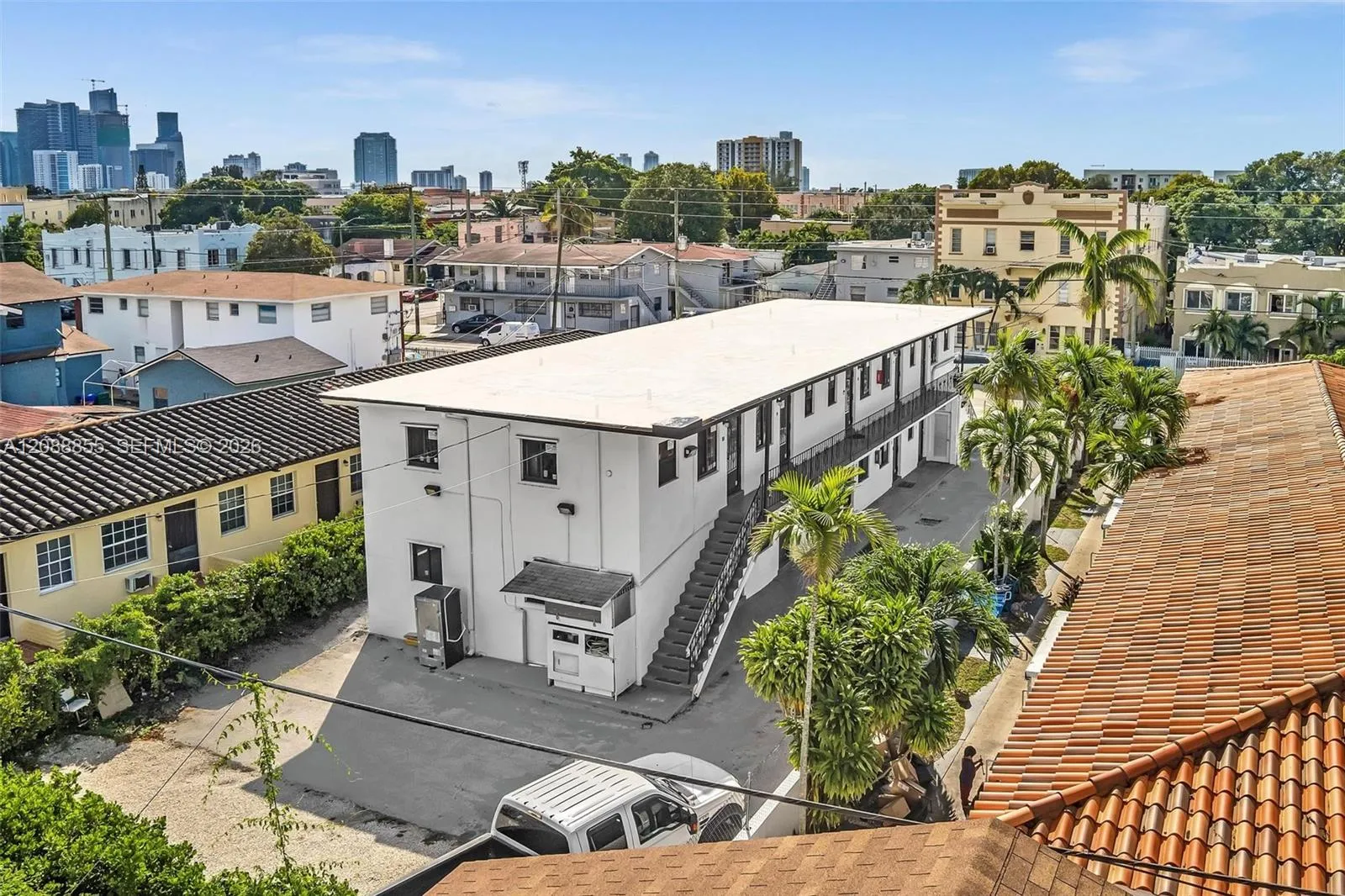 En Venta 1027 SW 3rd Street, Miami, FL 33130, Miami, FL 33130