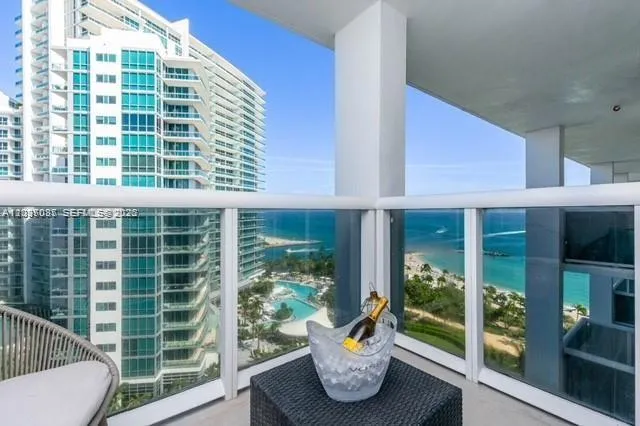 Foto de propiedad en 10275 Collins Avenue 1404, Bal Harbour, FL 33154 Bal Harbour con MLS# 