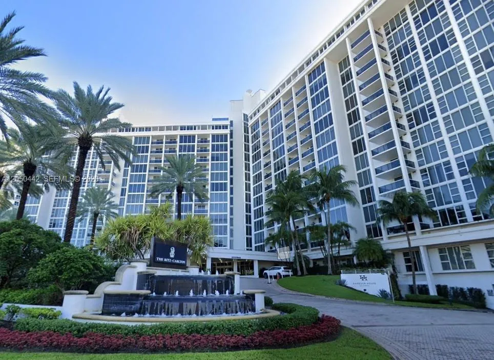 En Renta 10275 Collins Avenue 323, Bal Harbour, FL 33154, Bal Harbour, FL 33154