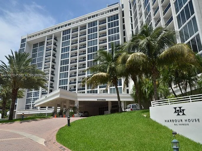 Foto de propiedad en 10275 Collins Avenue 335, Bal Harbour, FL 33154 Bal Harbour con MLS# 