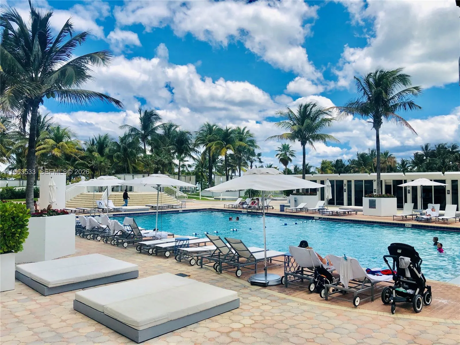 Foto de propiedad en 10275 Collins Avenue 427, Bal Harbour, FL 33154 Bal Harbour con MLS# 