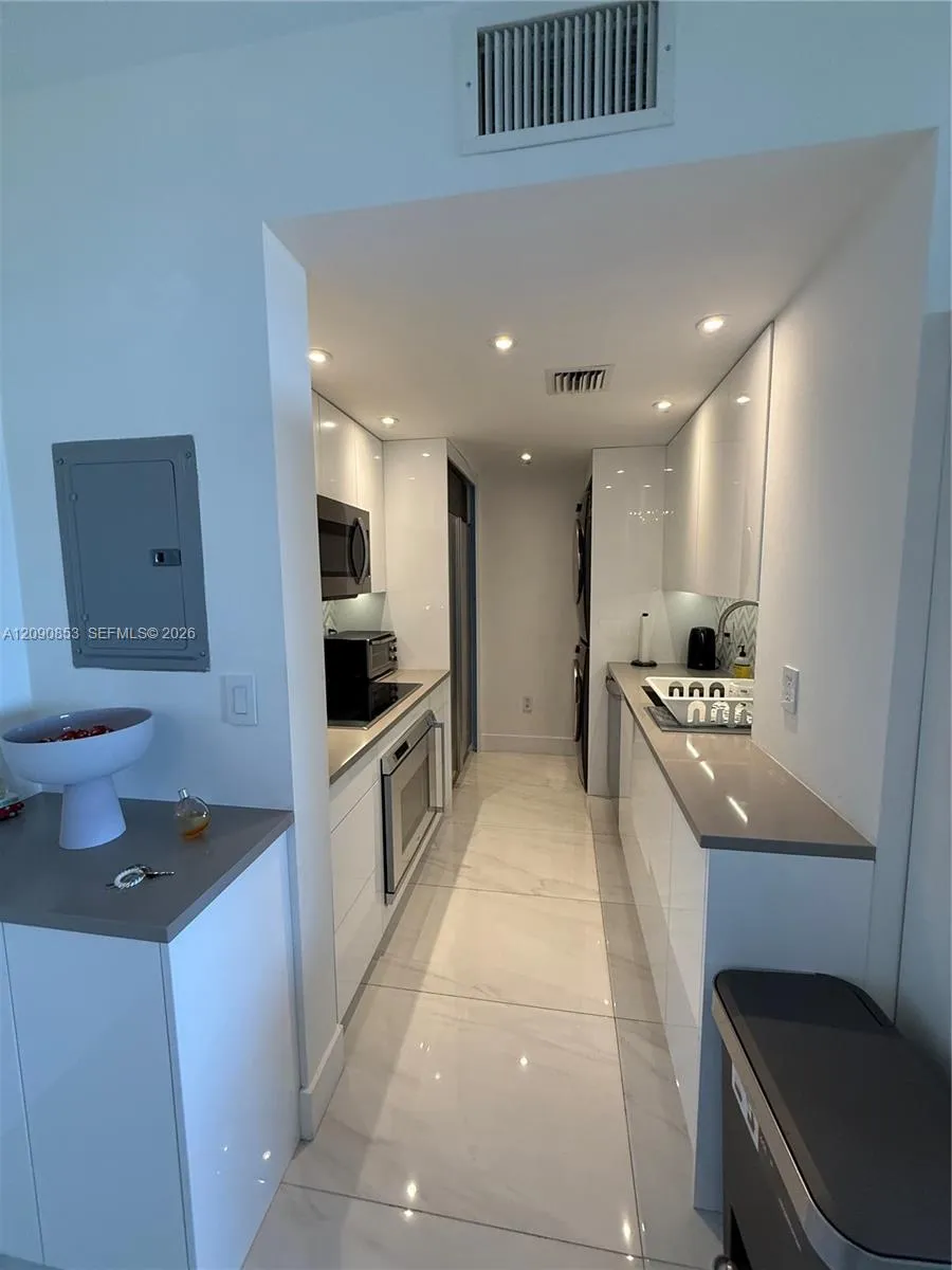 Foto de propiedad en 10275 Collins Avenue 434, Bal Harbour, FL 33154 Bal Harbour con MLS# 