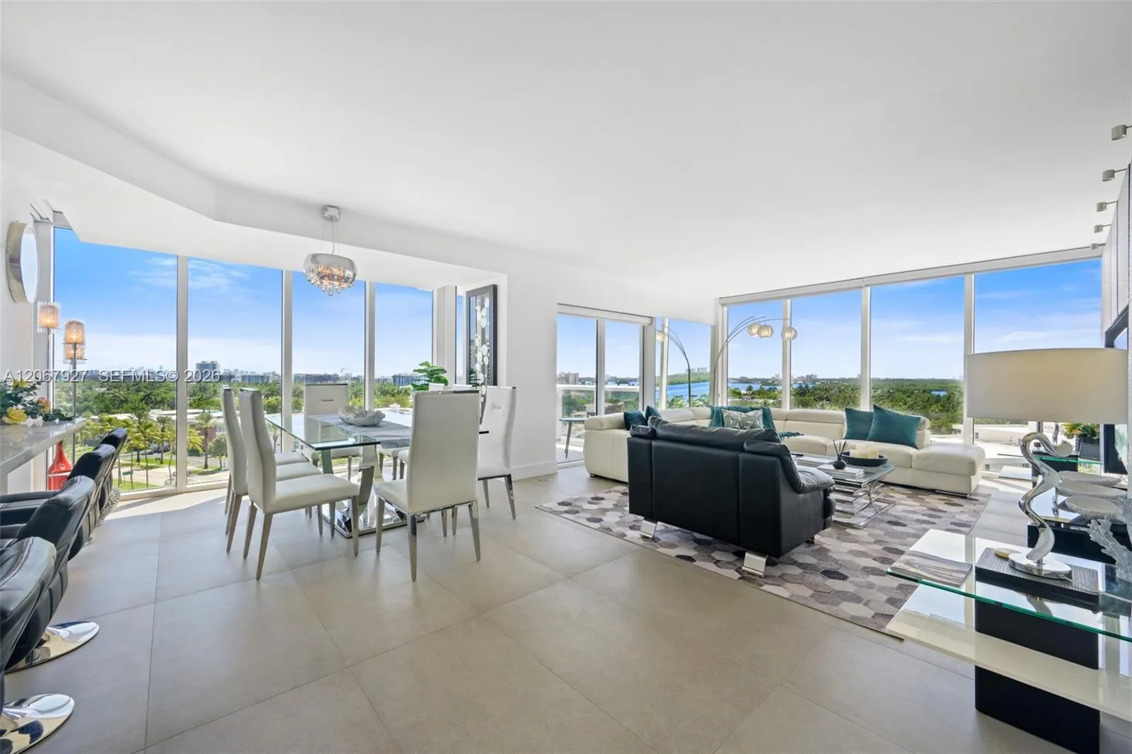 Foto de propiedad en 10275 Collins Avenue 722, Bal Harbour, FL 33154 Bal Harbour con MLS# 
