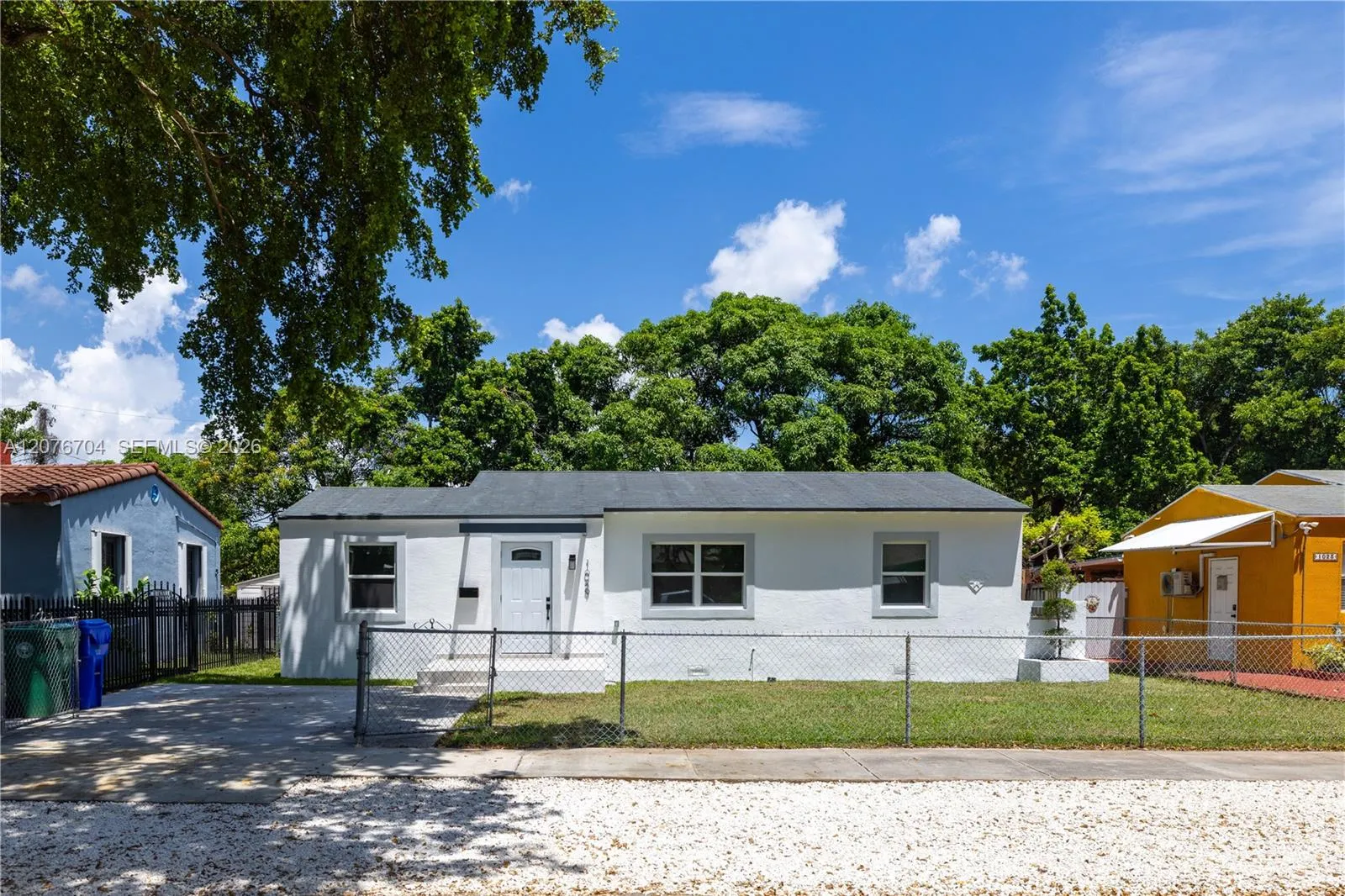 Foto de propiedad en 1029 NW 42nd Street, Miami, FL 33127 Miami con MLS# 