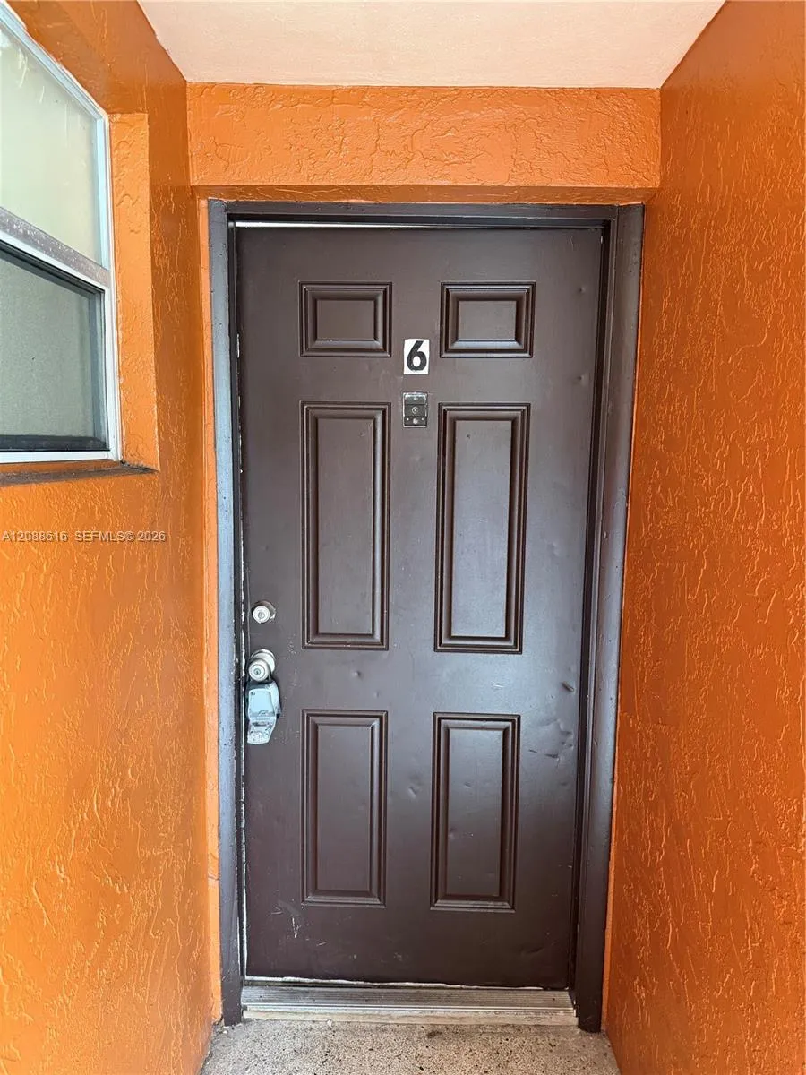 En Renta 1029 NW 5th Street 6, Miami, FL 33128, Miami, FL 33128