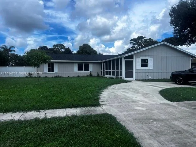 En Renta 103 Prado Street, Royal Palm Beach, FL 33411, Royal Palm Beach, FL 33411