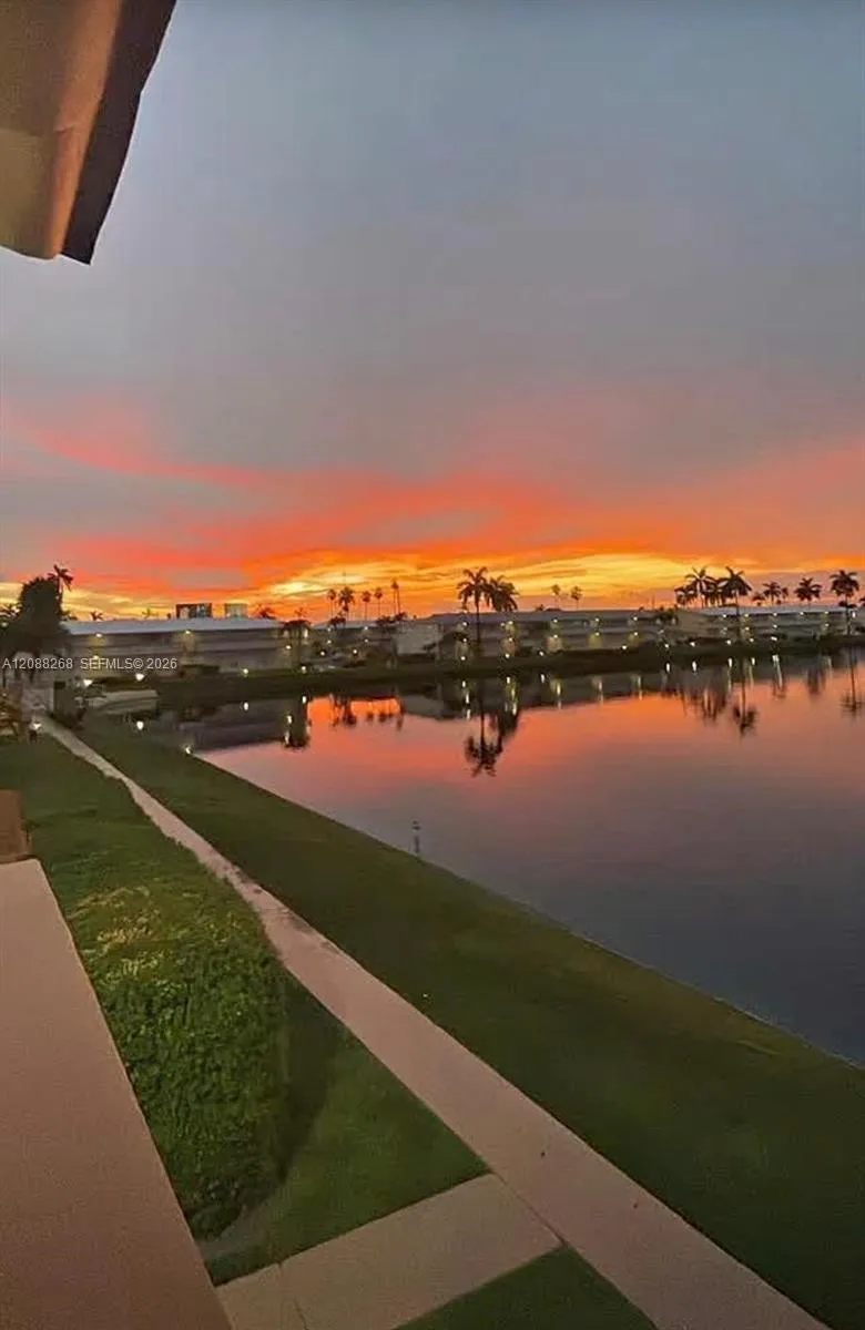 En Venta 1030 SW 11 Street M20, Hallandale Beach, FL 33009, Hallandale Beach, FL 33009
