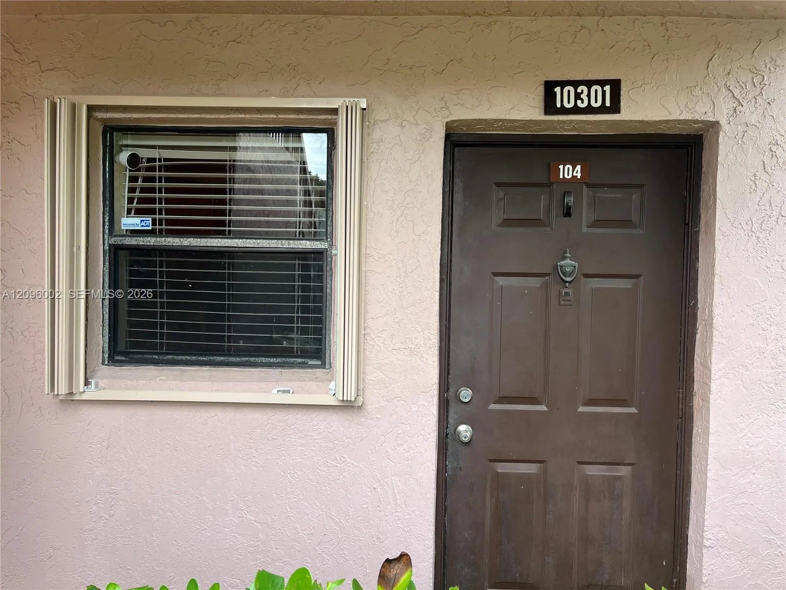 En Venta 10301 NW 11th Street 104, Pembroke Pines, FL 33026, Pembroke Pines, FL 33026