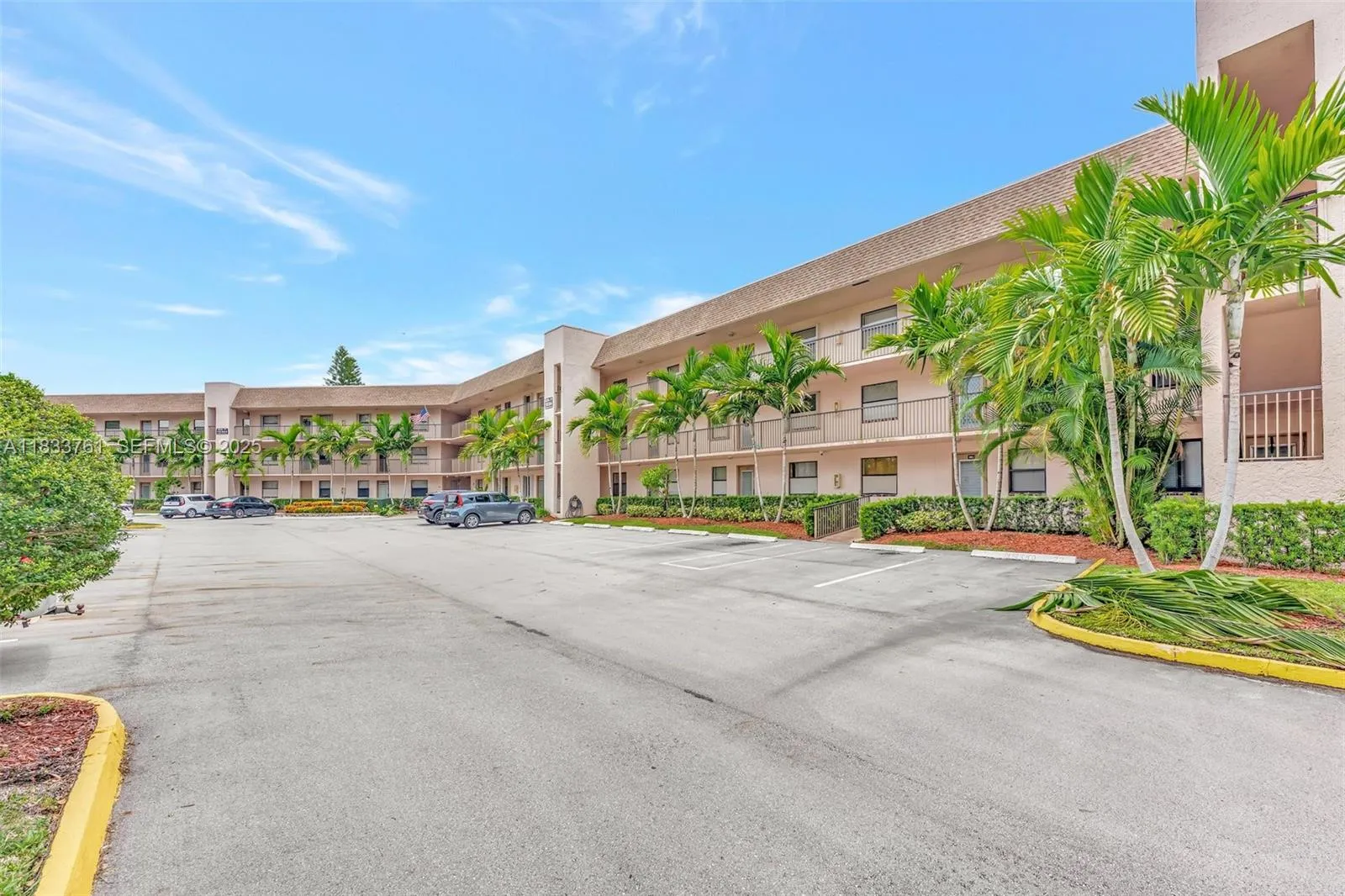 Vendido 10304 Sunrise Lakes Boulevard 209, Sunrise, FL 33322, Sunrise, FL 33322