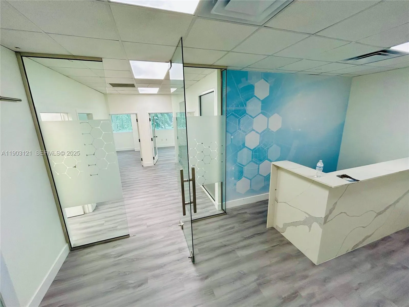 Foto de propiedad en 10305 NW 41st Street 216, Doral, FL 33178 Doral con MLS# 
