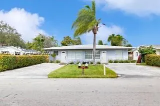 Foto de propiedad en 1031 SW 3rd Street 1031, Hallandale Beach, FL 33009 Hallandale Beach con MLS# 