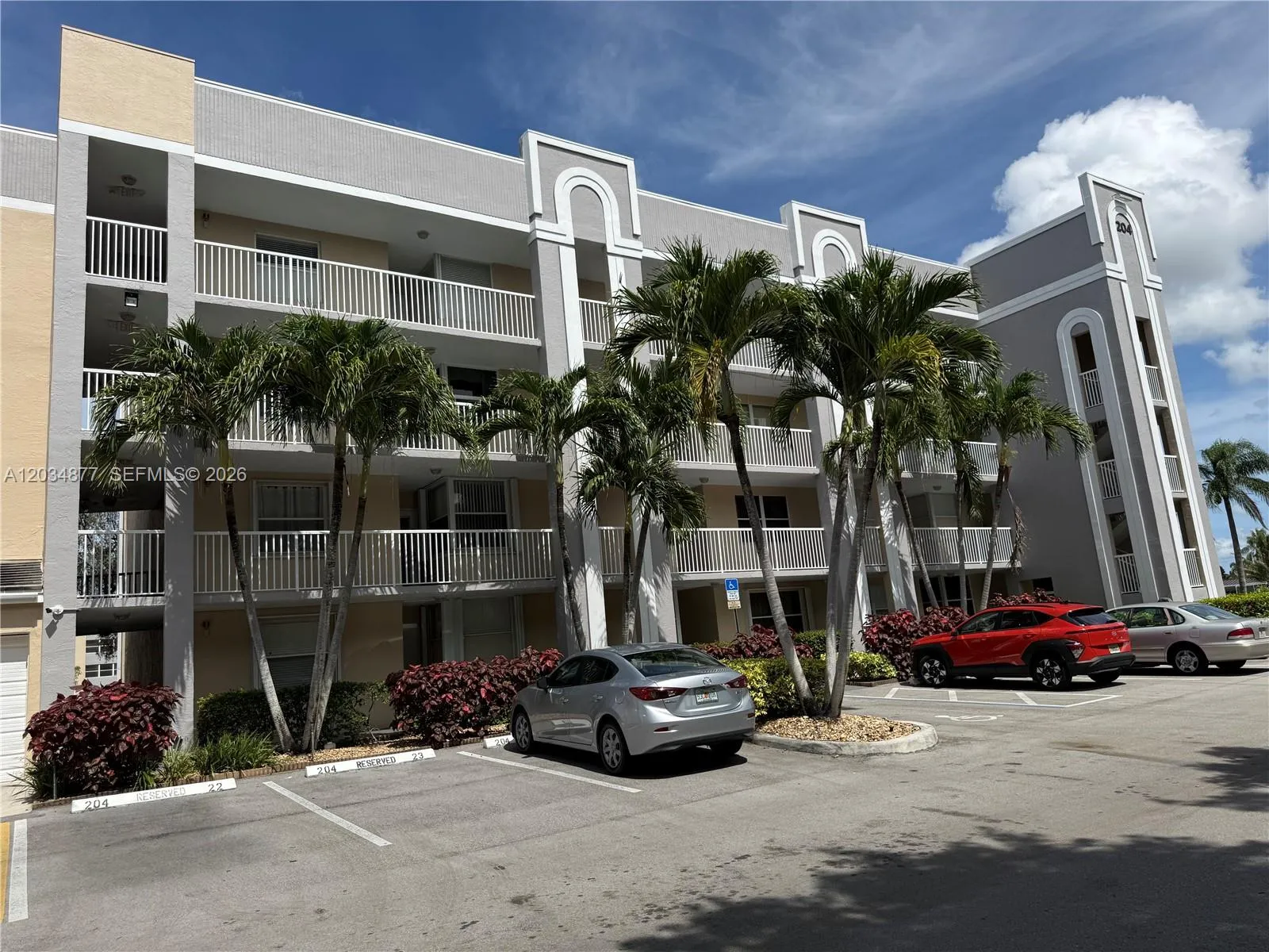 Foto de propiedad en 10312 NW 24th Place 106, Sunrise, FL 33322 Sunrise con MLS# 