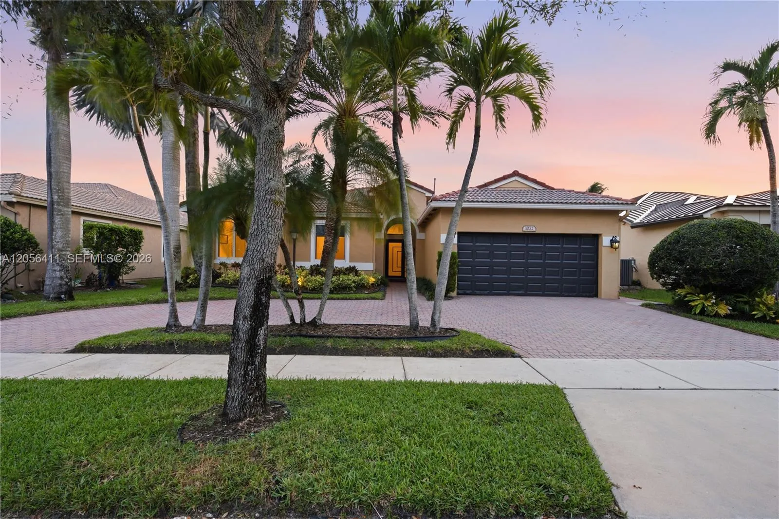 Foto de propiedad en 1032 NW 139th Terrace, Pembroke Pines, FL 33028 Pembroke Pines con MLS# 