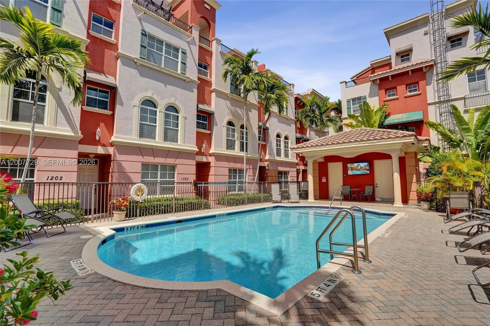 Vendido 1033 NE 17th Way 1201, Fort Lauderdale, FL 33304, Fort Lauderdale, FL 33304