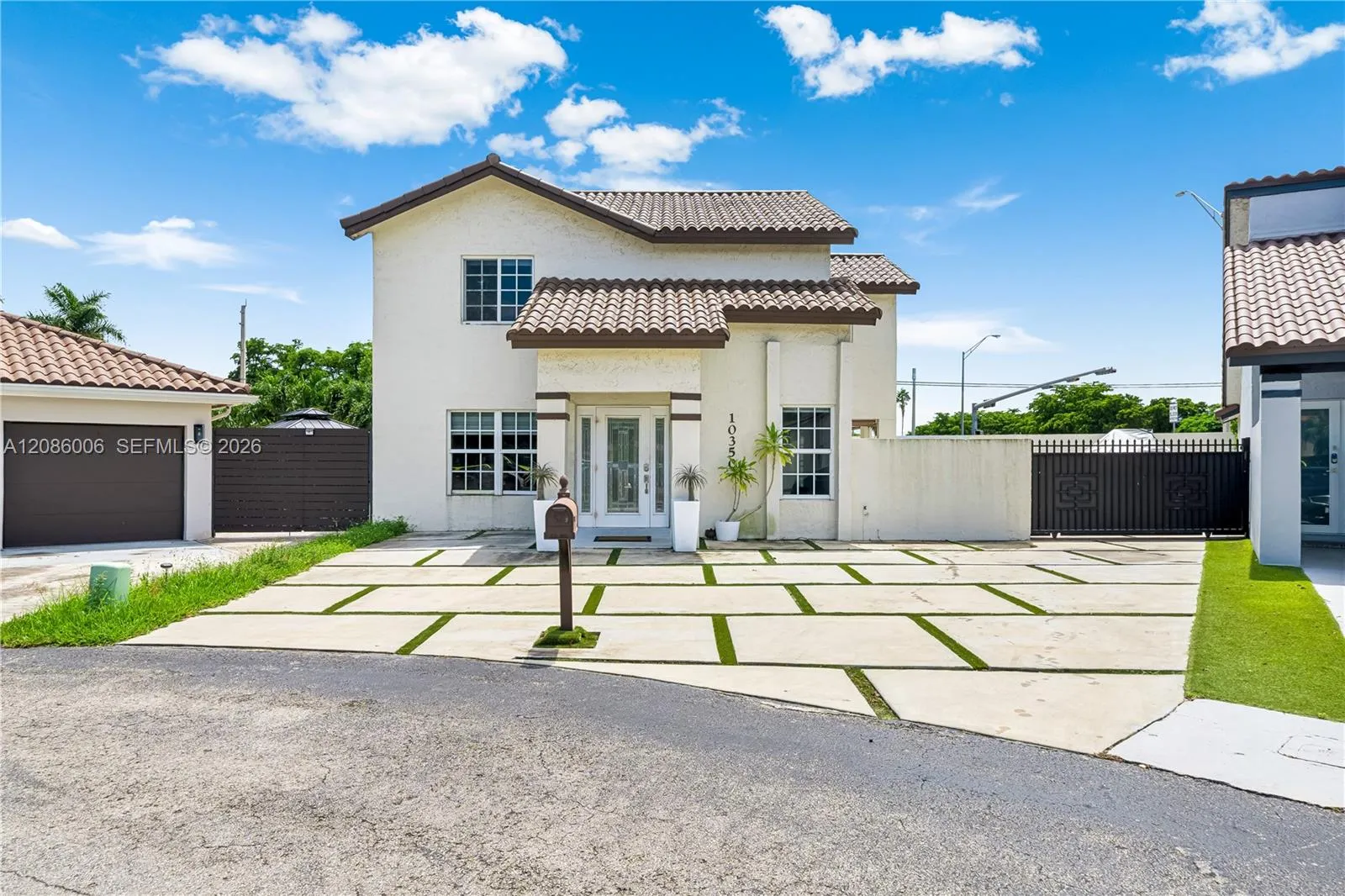 En Venta 10350 SW 136th Court, Miami, FL 33186, Miami, FL 33186