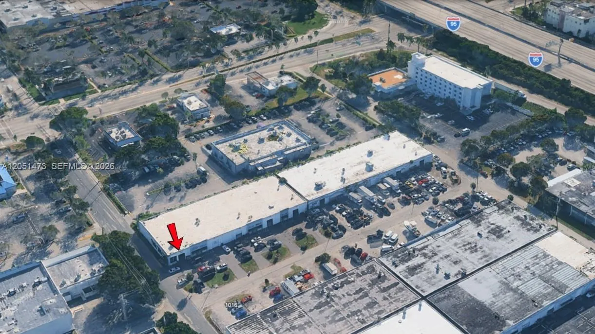 Foto de propiedad en 1036 NW 1st Court, Hallandale Beach, FL 33009 Hallandale Beach con MLS# 