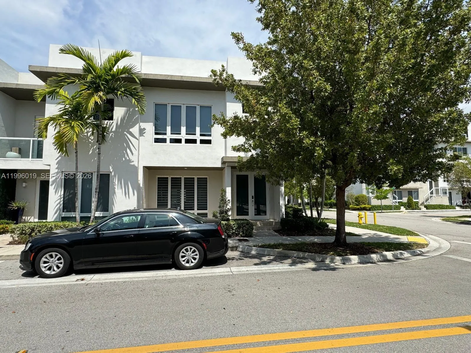 Foto de propiedad en 10361 NW 64th Terrace, Doral, FL 33178 Doral con MLS# 
