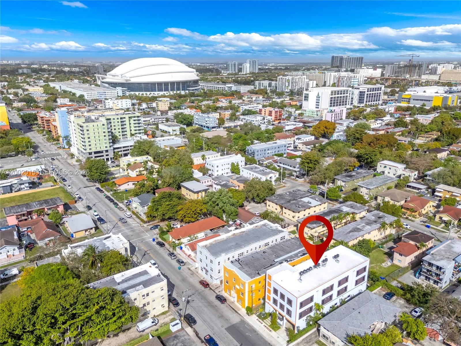 Foto de propiedad en 1037 NW 2nd Street, Miami, FL 33128 Miami con MLS# 