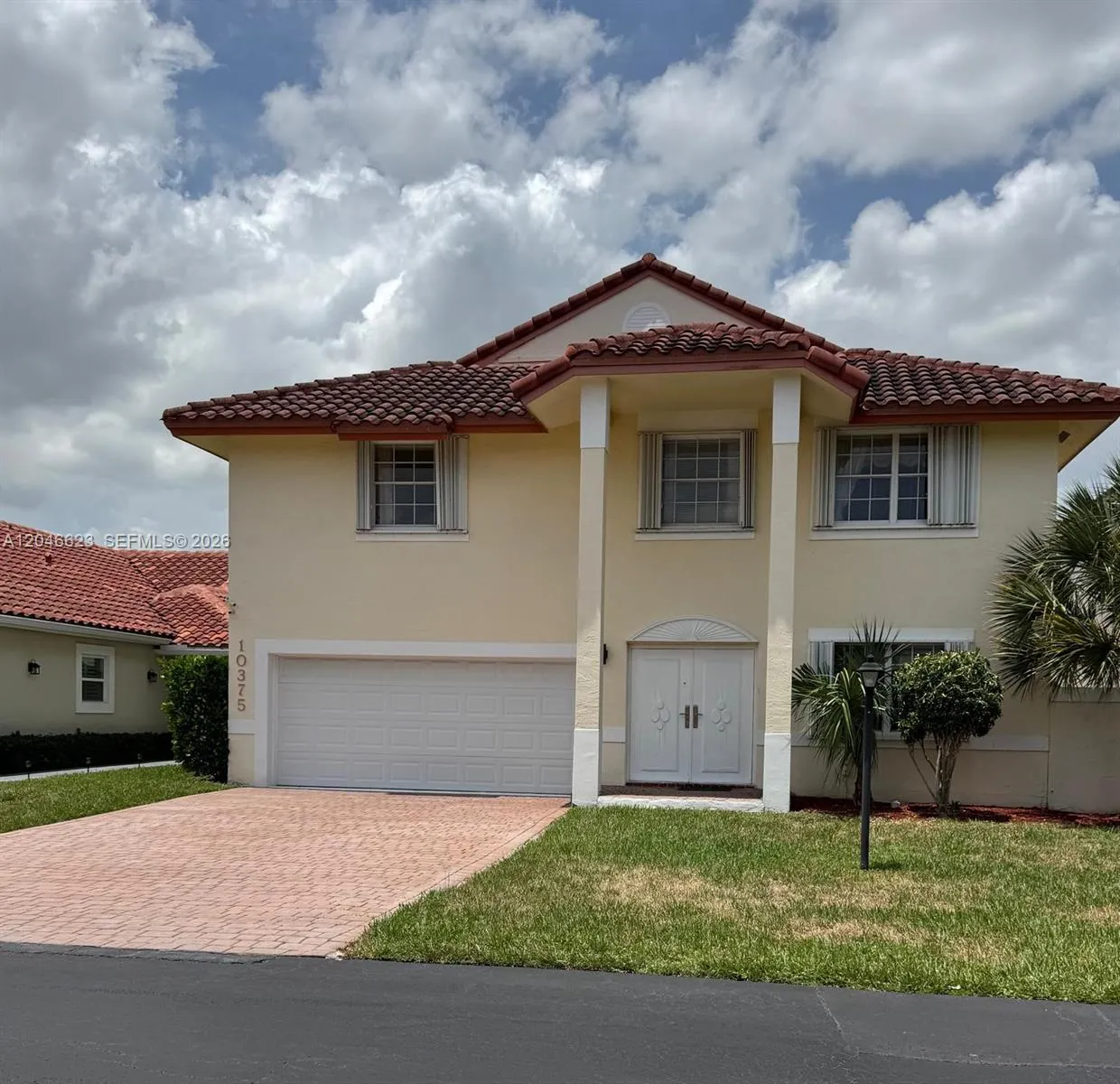 Foto de propiedad en 10375 NW 48th Street, Doral, FL 33178 Doral con MLS# 