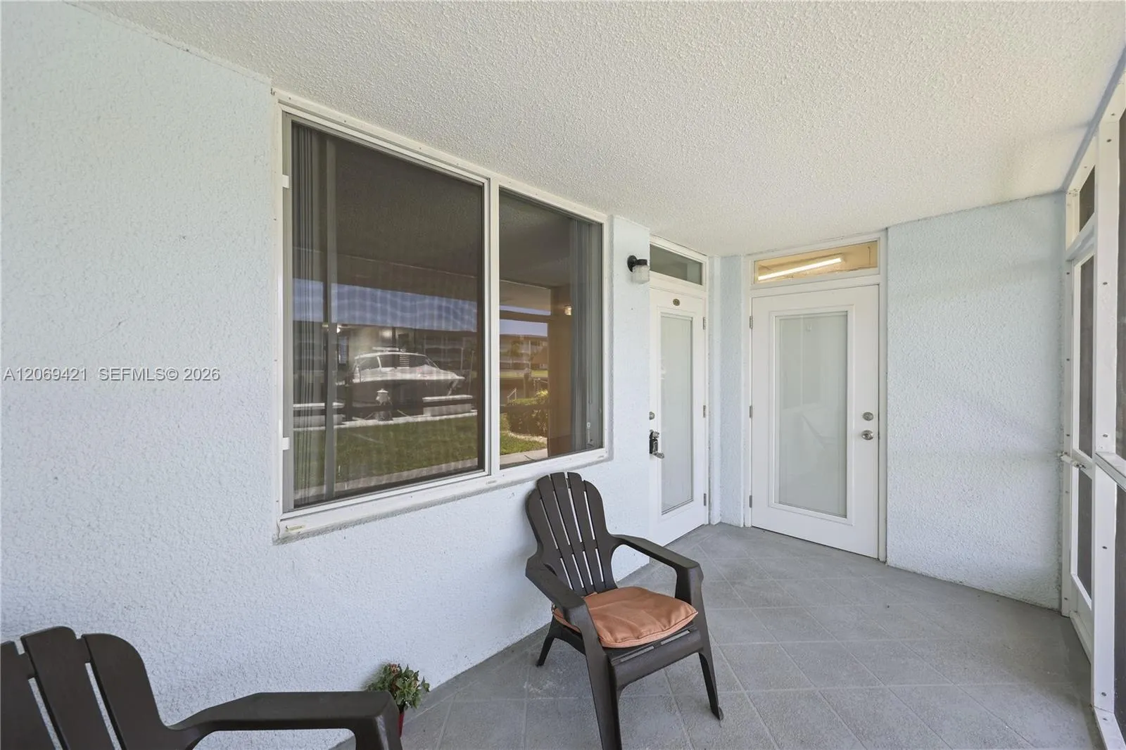 Foto de propiedad en 104 Paradise Harbour Boulevard 114, North Palm Beach, FL 33408 North Palm Beach con MLS# 