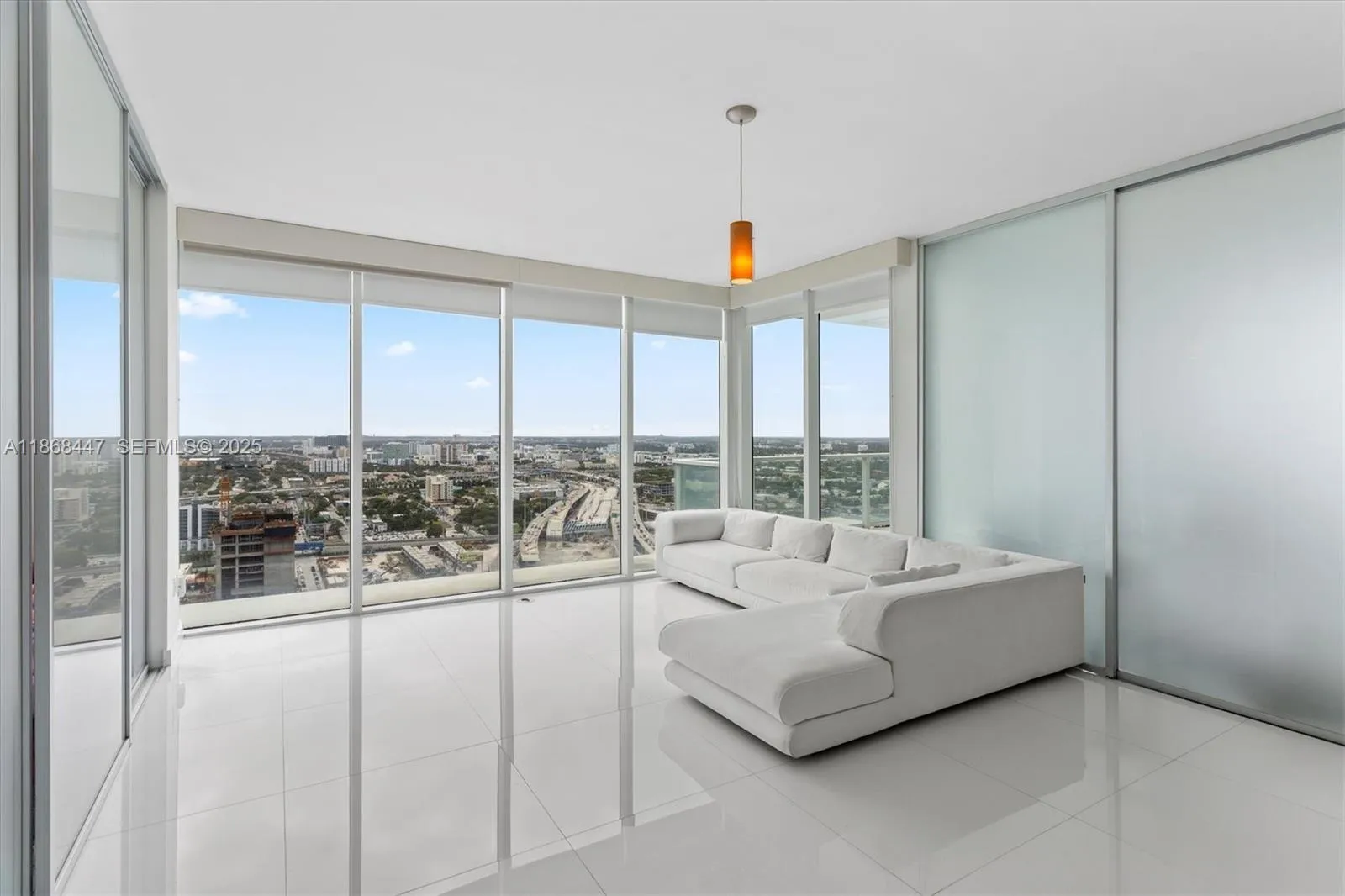 Foto de propiedad en 1040 Biscayne Boulevard 3106, Miami, FL 33132 Miami con MLS# 