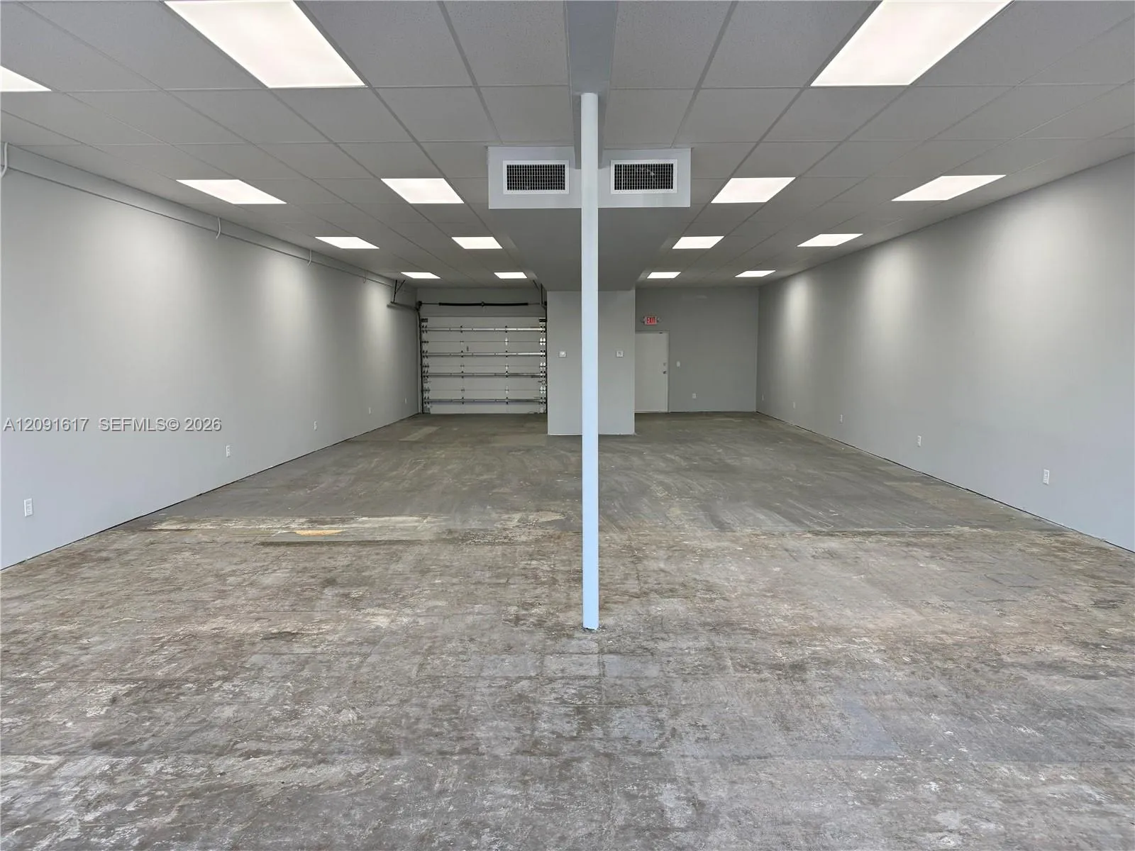 Foto de propiedad en 1040 E Oakland Park Boulevard, Oakland Park, FL 33334 Oakland Park con MLS# 