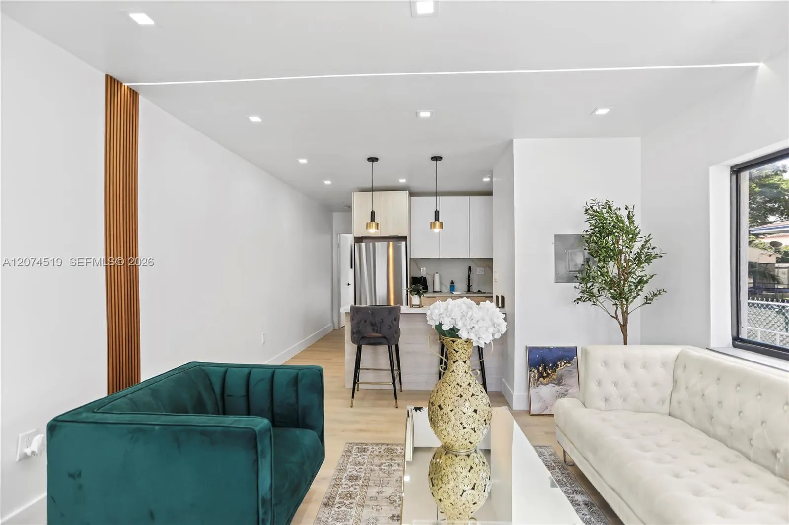 Foto de propiedad en 1040 NW 35th Street 1042, Miami, FL 33127 Miami con MLS# 