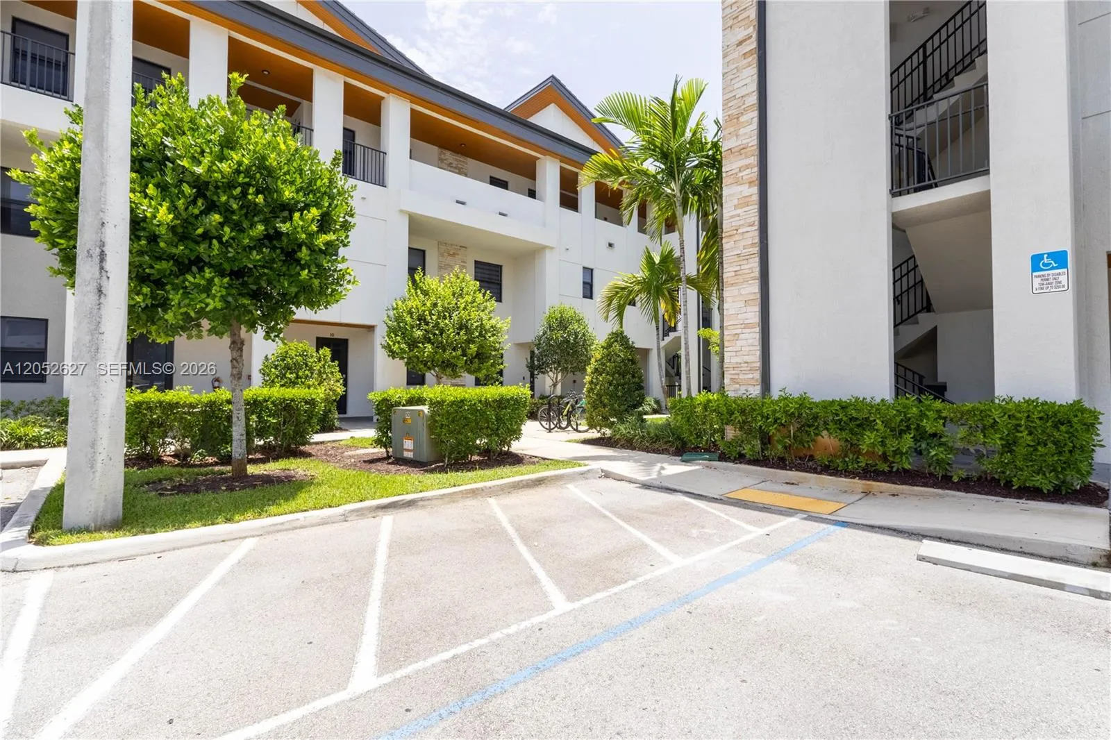En Renta 10407 NW 82nd Street 12, Doral, FL 33178, Doral, FL 33178