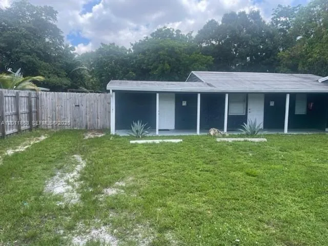 Foto de propiedad en 1041 NE 35th Street, Oakland Park, FL 33334 Oakland Park con MLS# 