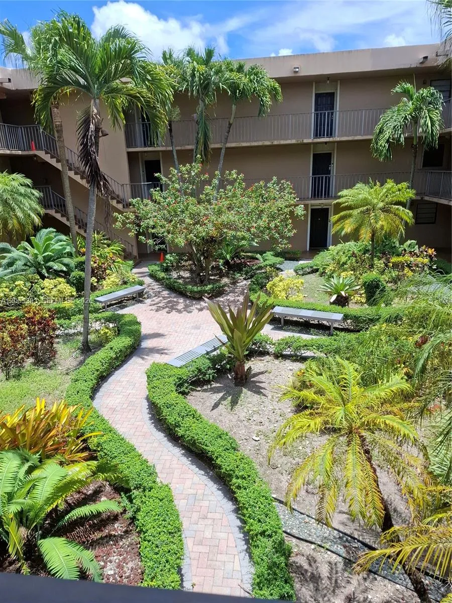 En Renta 10425 SW 112th Avenue 207, Miami, FL 33176, Miami, FL 33176