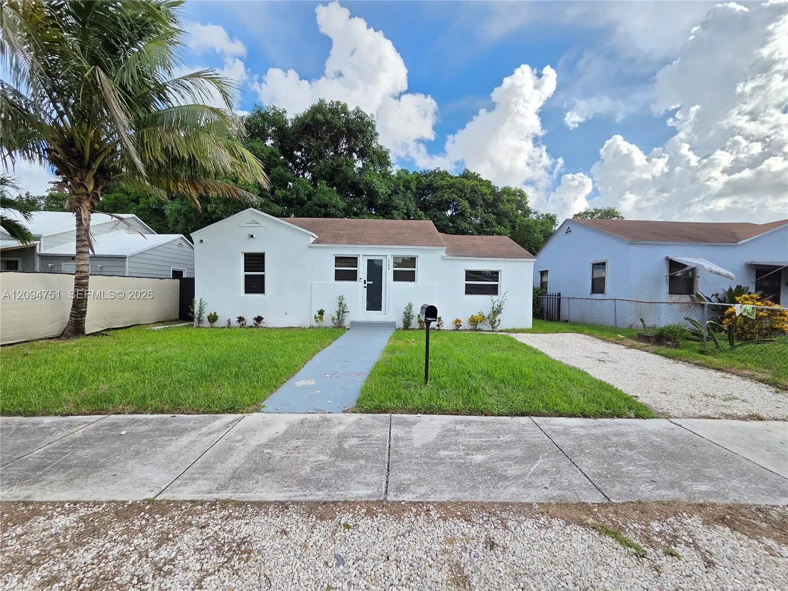 En Venta 1044 NW 64th Street, Miami, FL 33150, Miami, FL 33150