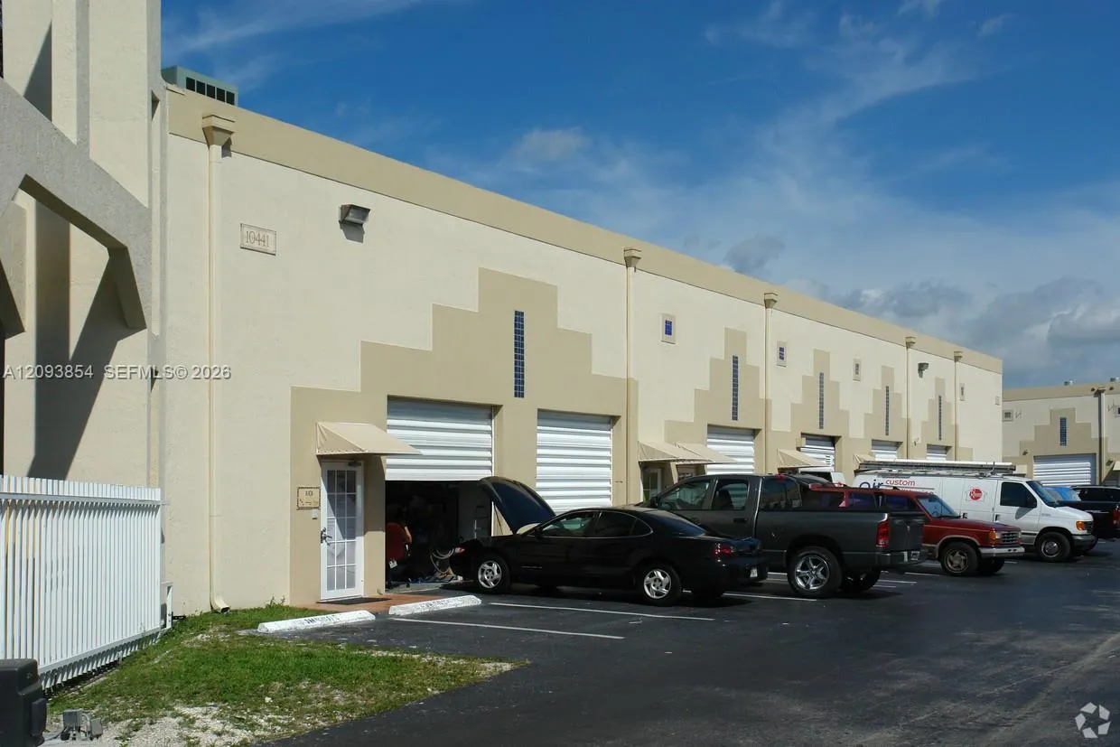 En Renta 10441 NW 28th Street A-103, Doral, FL 33172, Doral, FL 33172