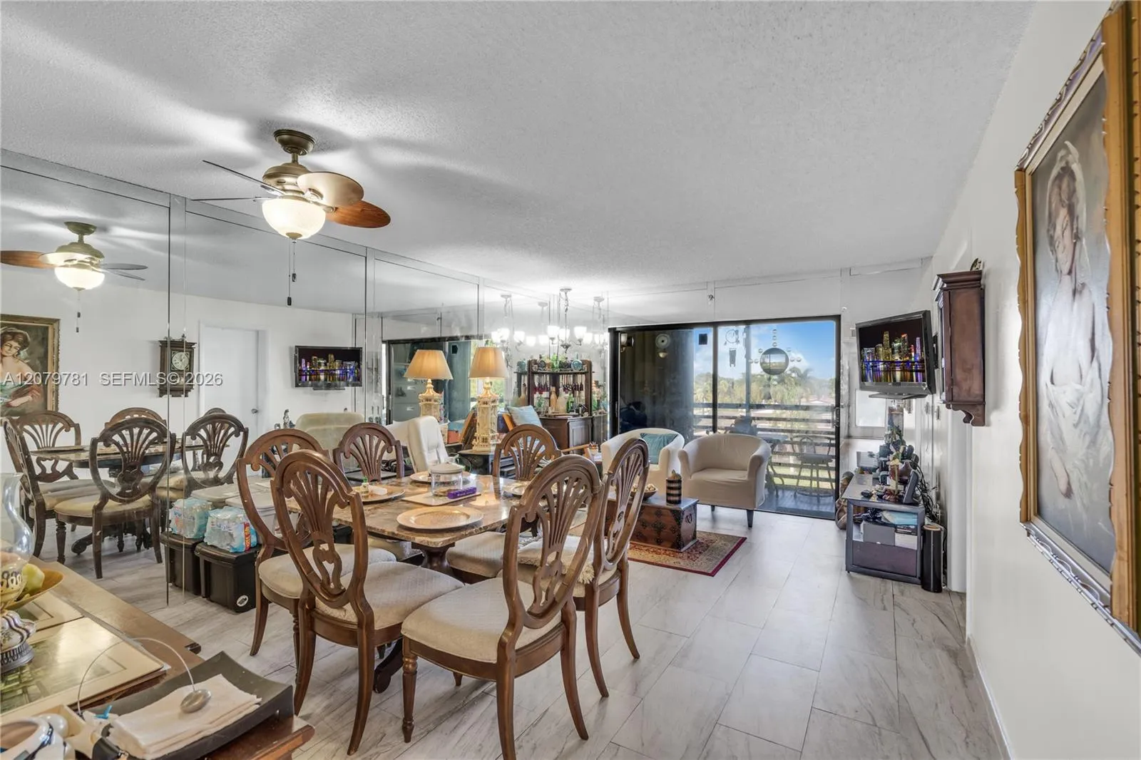Foto de propiedad en 10442 Sunrise Lakes Boulevard 312, Sunrise, FL 33322 Sunrise con MLS# 