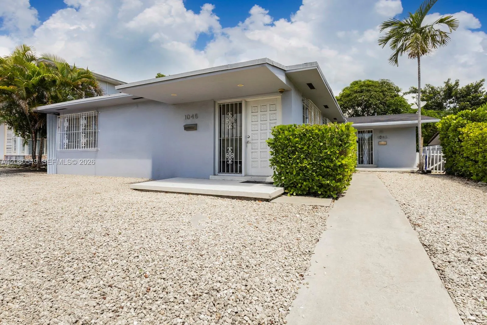 Foto de propiedad en 1045 SW 12th Street 1045, Miami, FL 33129 Miami con MLS# 