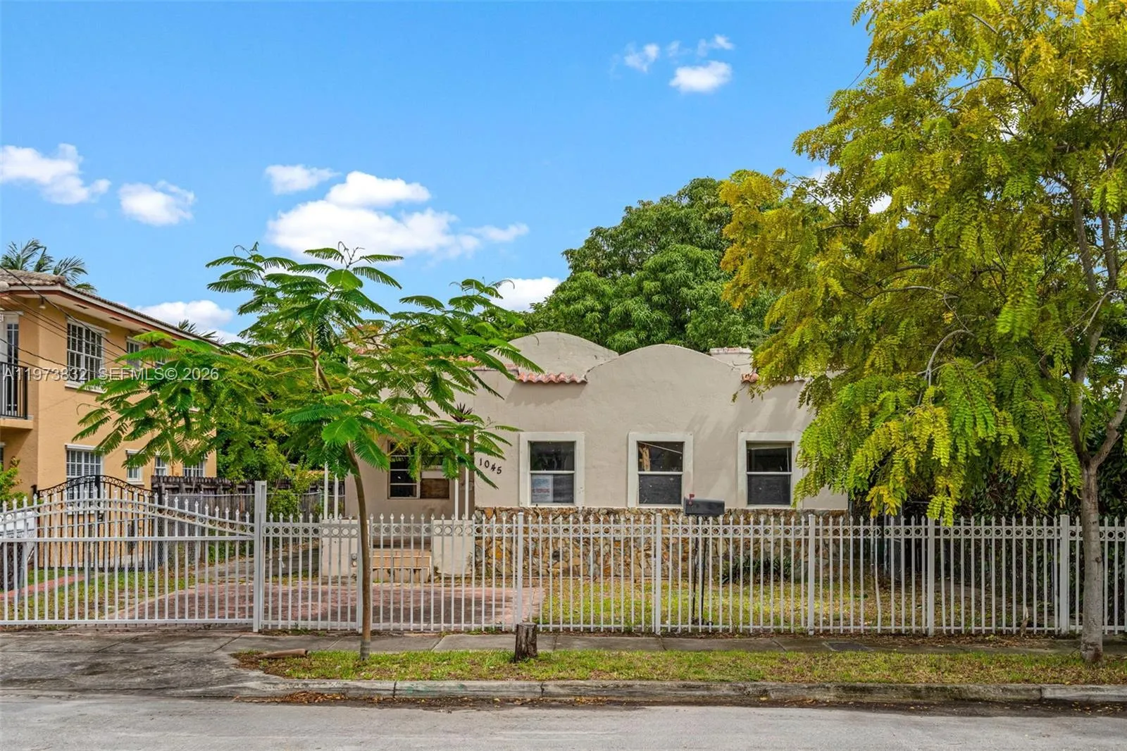 Vendido 1045 SW 20th Avenue, Miami, FL 33135, Miami, FL 33135