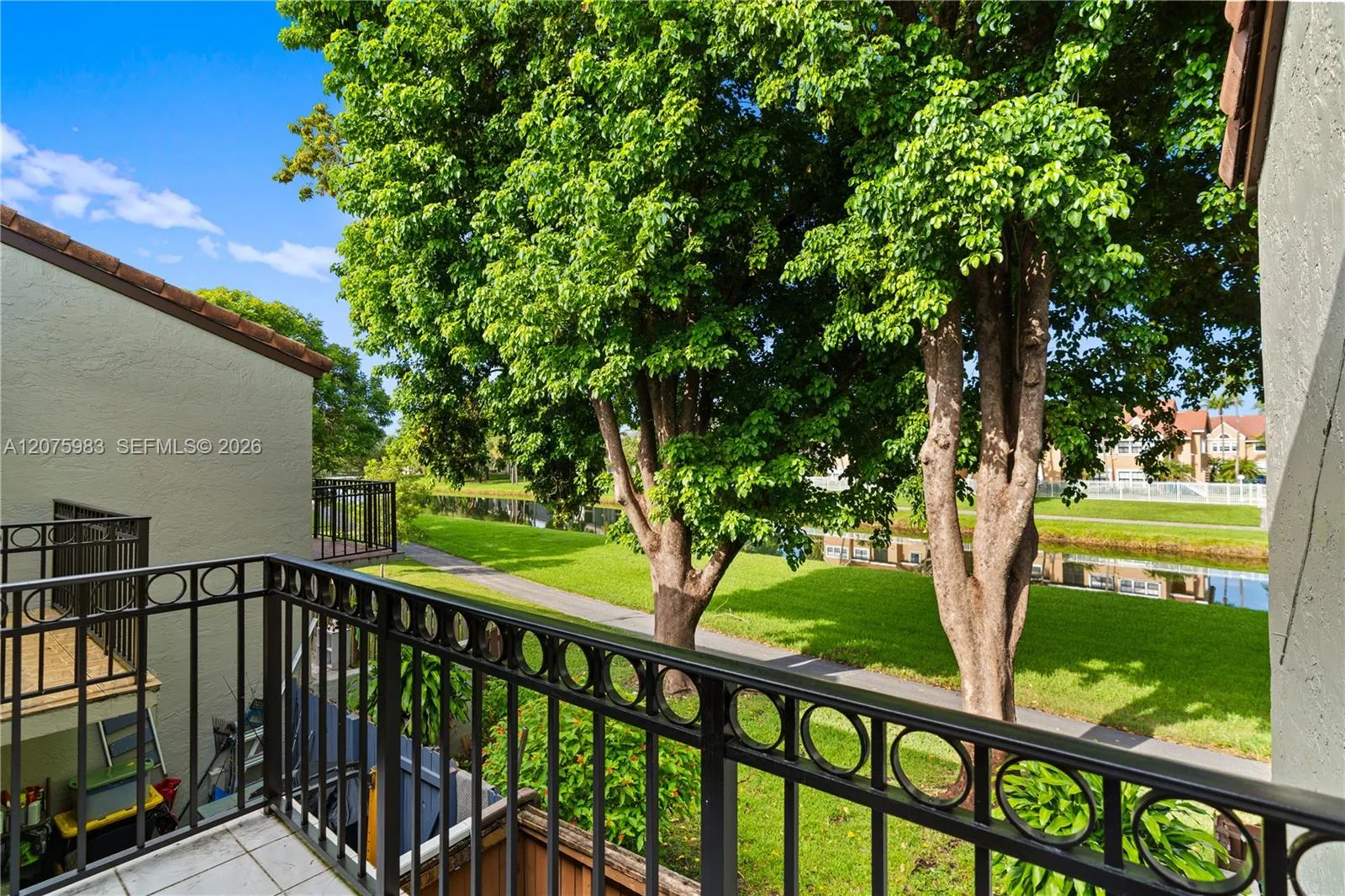 En Venta 10450 SW 154th Court 2, Miami, FL 33196, Miami, FL 33196