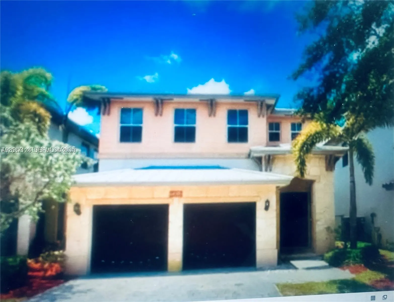 En Renta 10464 NW 70th Lane, Doral, FL 33178, Doral, FL 33178