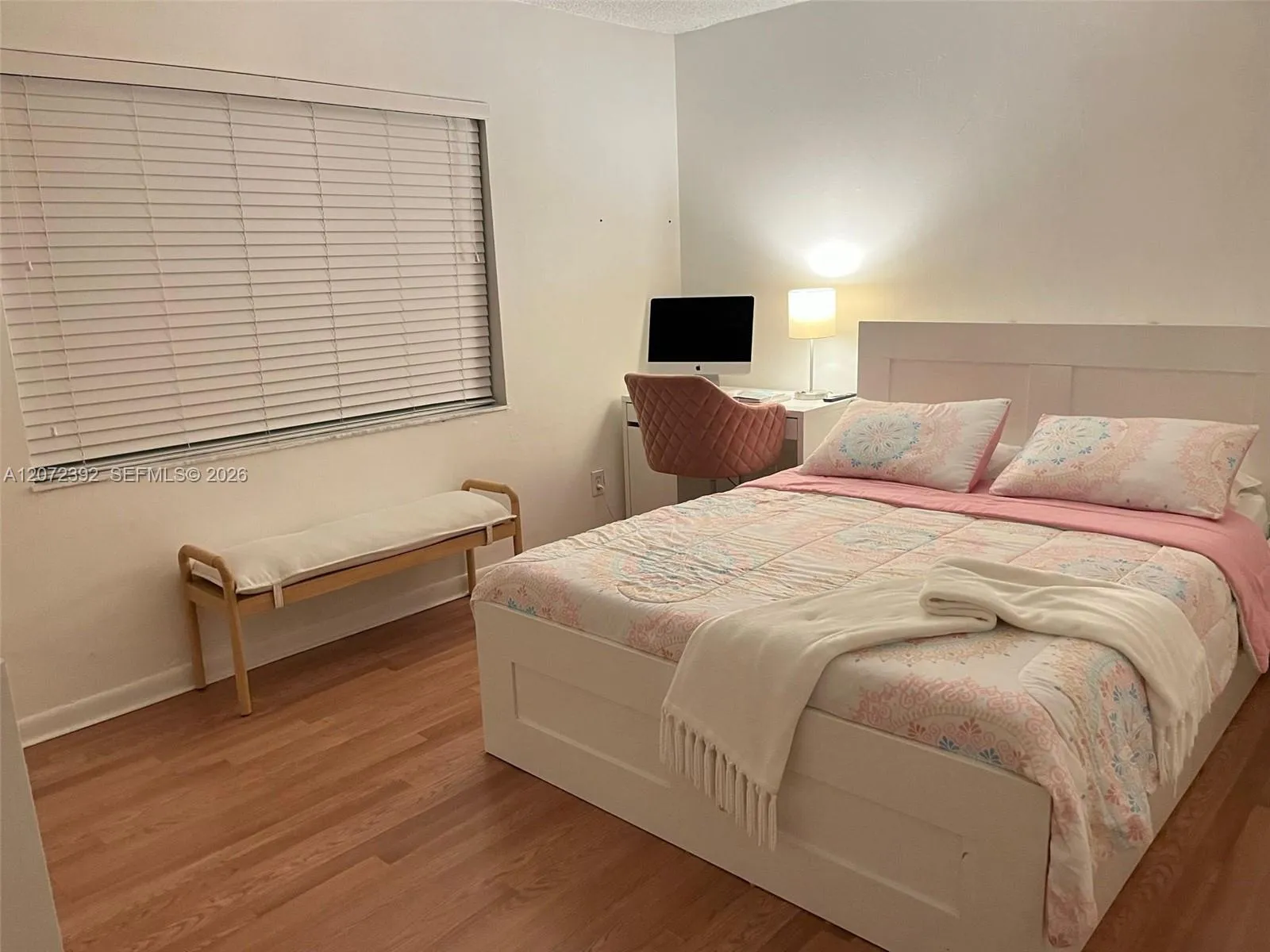 Foto de propiedad en 10468 NW 8th Street 102, Pembroke Pines, FL 33026 Pembroke Pines con MLS# 