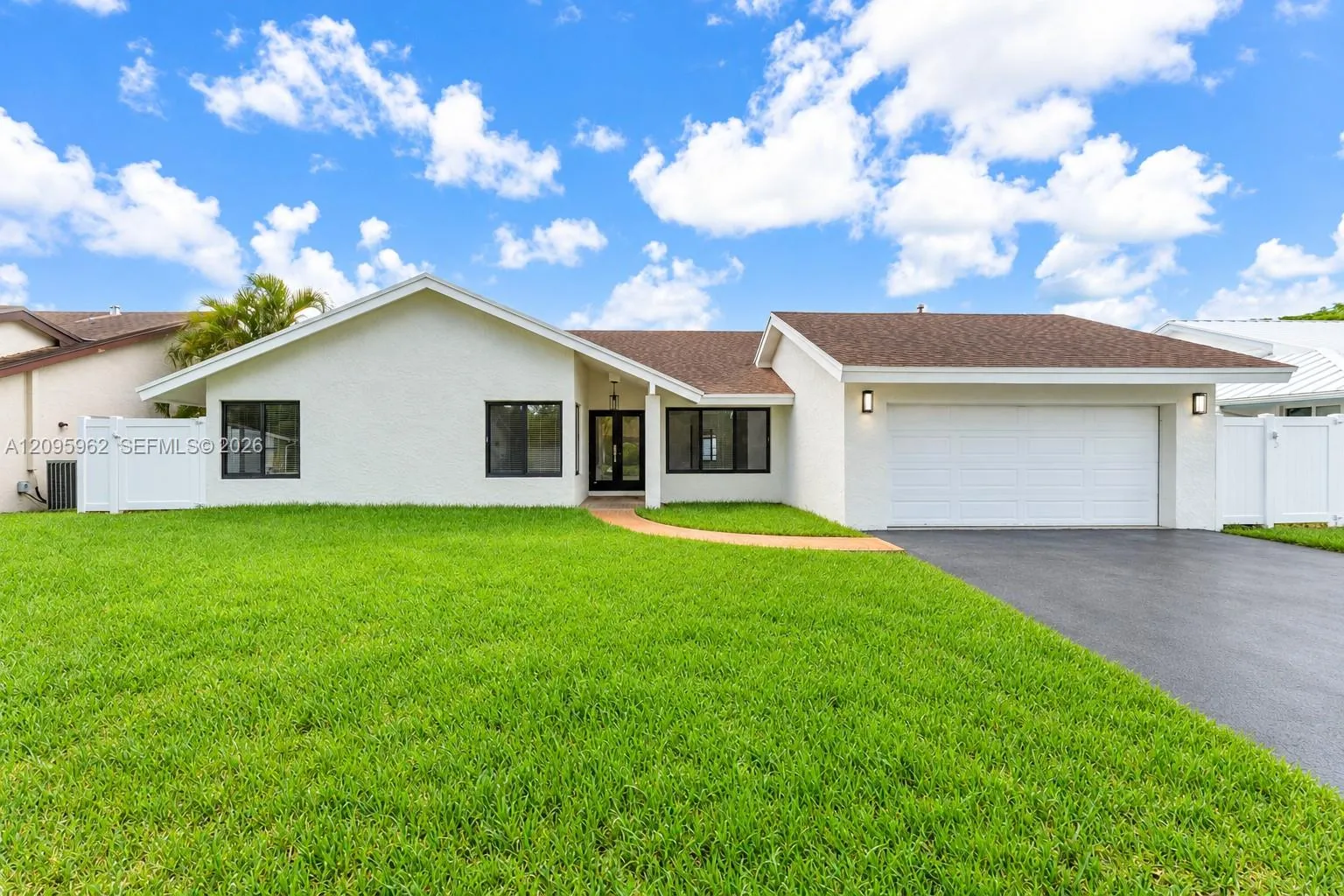 En Renta 10480 SW 130th Avenue, Miami, FL 33186, Miami, FL 33186