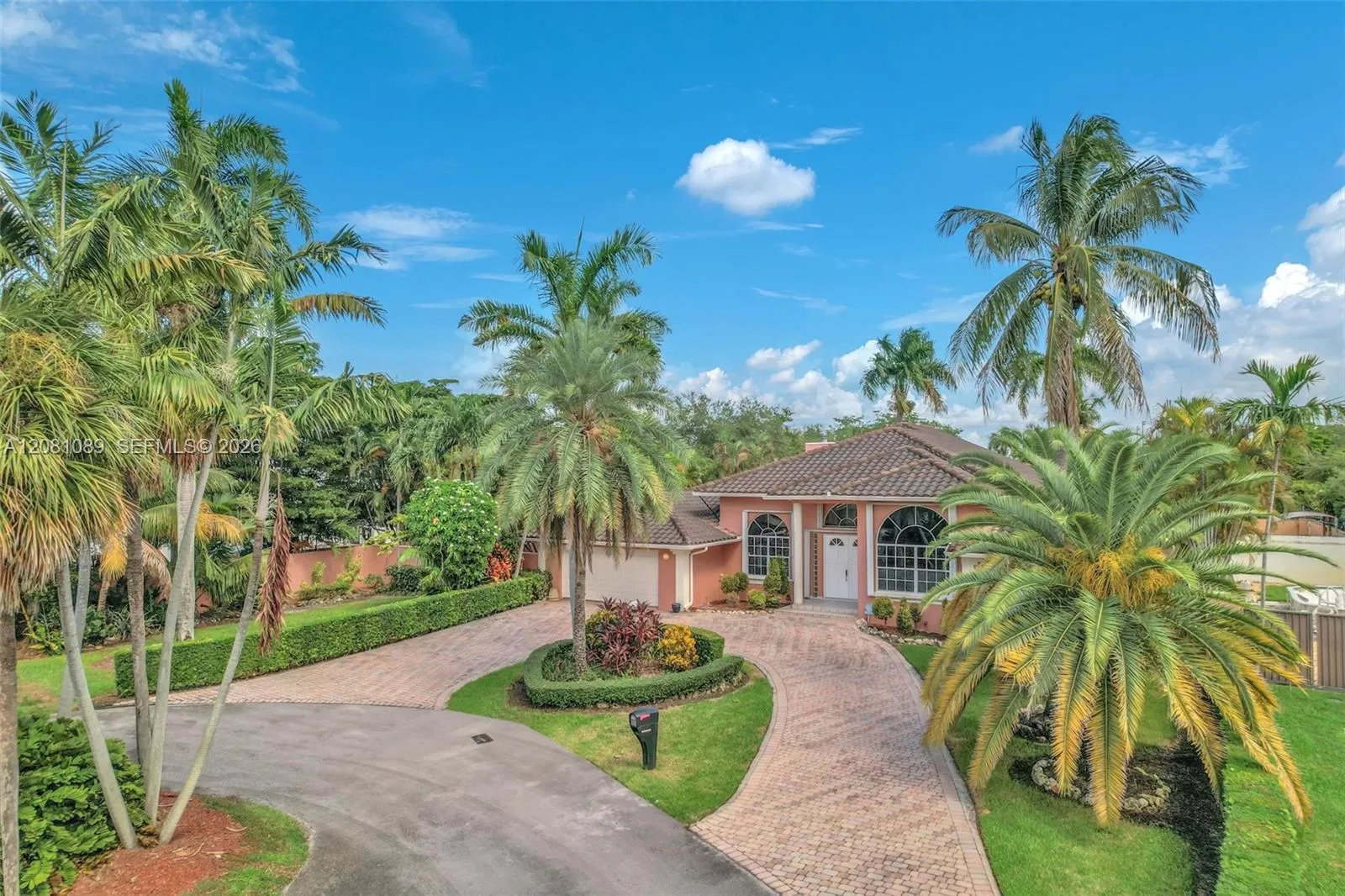 En Venta 10485 NW 132nd Street, Hialeah Gardens, FL 33018, Hialeah Gardens, FL 33018