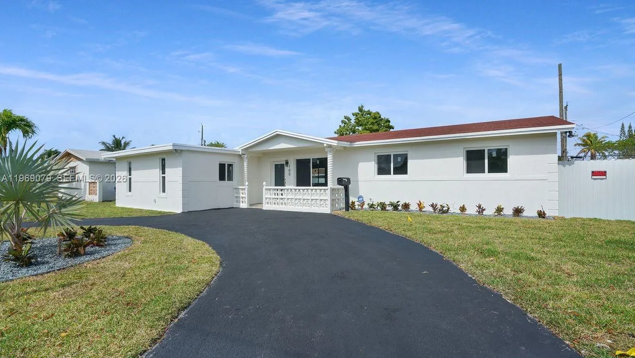 Vendido 105 NE 213th Street, Miami Gardens, FL 33179, Miami Gardens, FL 33179